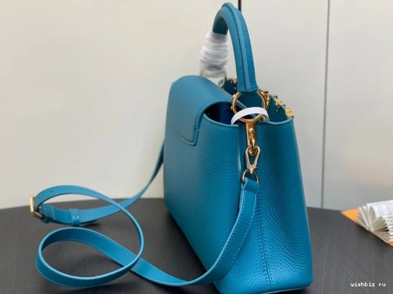 WIS MM CAPUCINES LOUIS VUITTON 0813